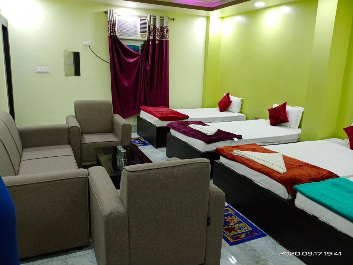 Hotel Sunaina International Gaya Eksteriør billede
